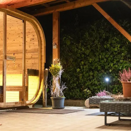 Weingarten & Auszeit With Private