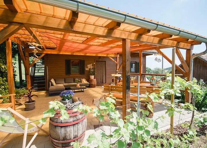 Apartmán Weingarten & Auszeit With Private *