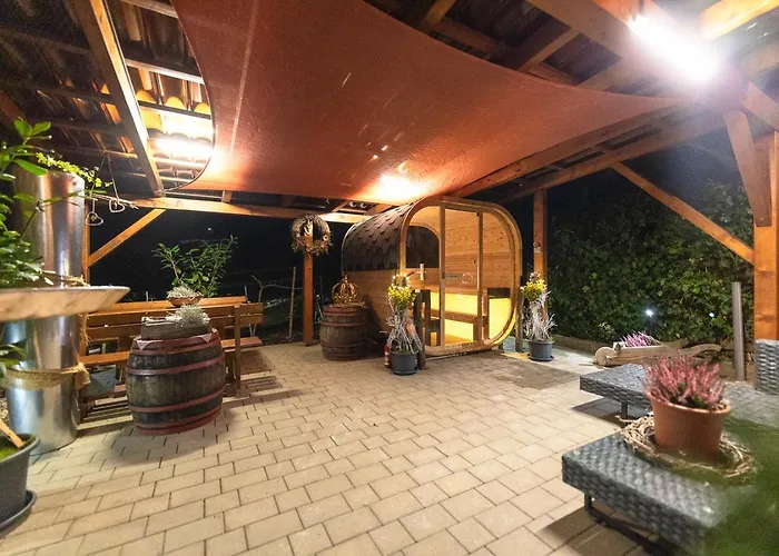 Weingarten & Auszeit With Private Lägenhet